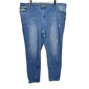 Reitman's Blue Distressed Skinny Jeans Size 22